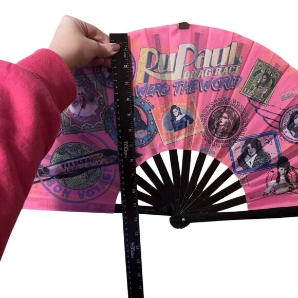 RuPaul’s Drag Race – WERQ the World Tour Pink Folding Fan, EUC - Picture 4 of 5